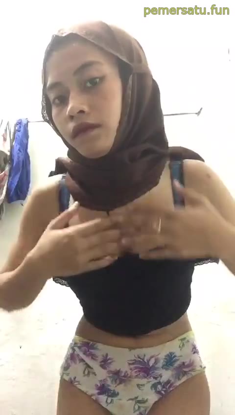 Hijab Rahma Abg 18Yo Sangean (1) Video Pemersatu Bangsa