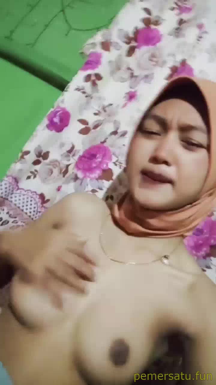 P11 Rika Esempe 18Yo Jilbab Centil Toket Mengkal Ketek Wangi 11
