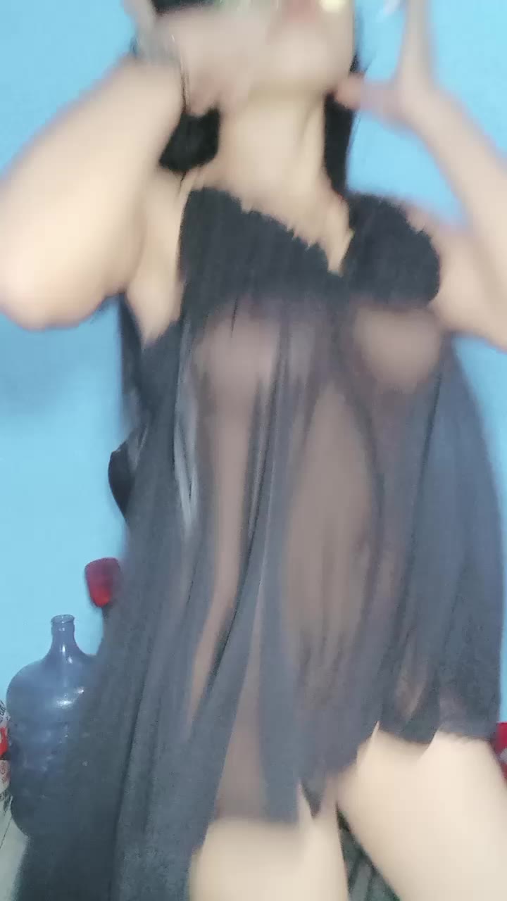 Aplikasi Barbar Dea Ebot Manjah Sambil Remas Buah Dada di DreamLive Video Pemersatu Bangsa