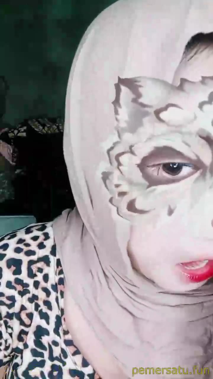 Ririn Live - 2025-10-02-00-46-11-774 - Hijab Video Pemersatu Bangsa