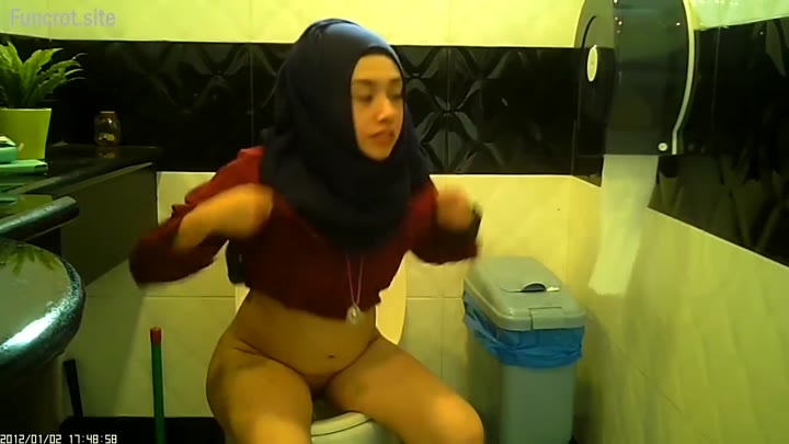 Ngintip Hijab Di Wc Pekoblive Video Bokep Asupan Viral