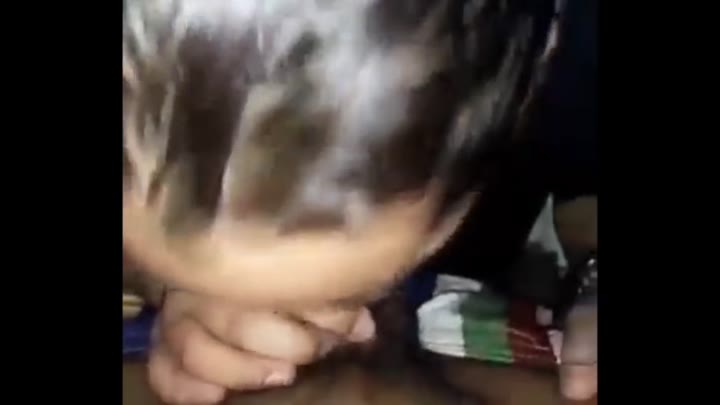 Istri Blowjob Kontol Sampai Cum in Mouth