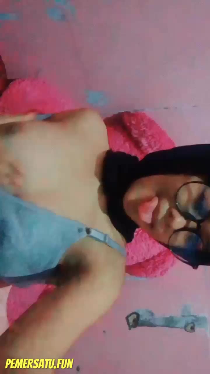 Jilbab Kacamata Yang Barbar Part (1) Video Pemersatu Bangsa