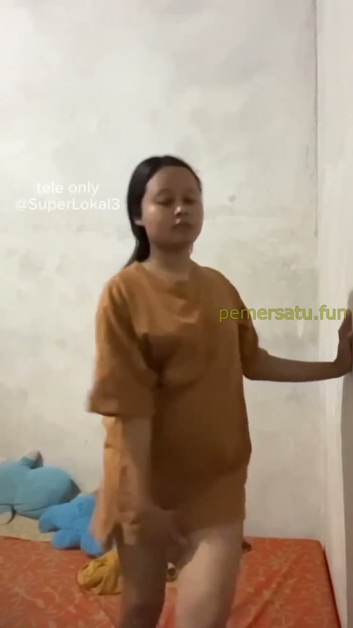 nurul kolpri hijab 18yo imut suka colmek bugil (6) -duplicated