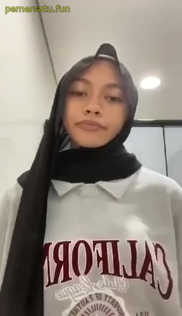Jilbab Ga Tahan Remas Toket Kecilnya Video Pemersatu Bangsa