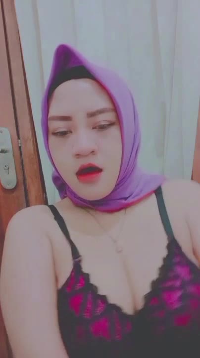 Hijabers Viral Live di Instagram