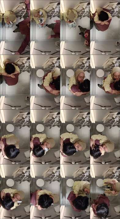 Fitting Room 4