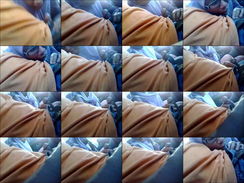 Jilbab DIp4ksa Ngemut oleh Atasan