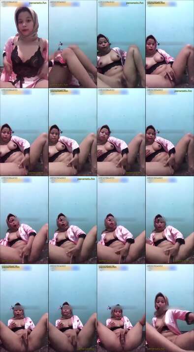 jilbab imut manis colok memek enak