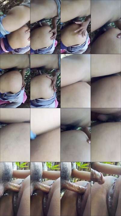 Jilbab ewe di outdoor