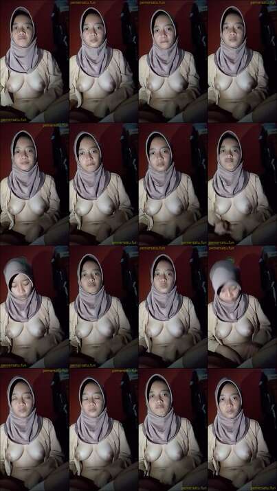 indah hijab 18yo seragam colok memek (23)