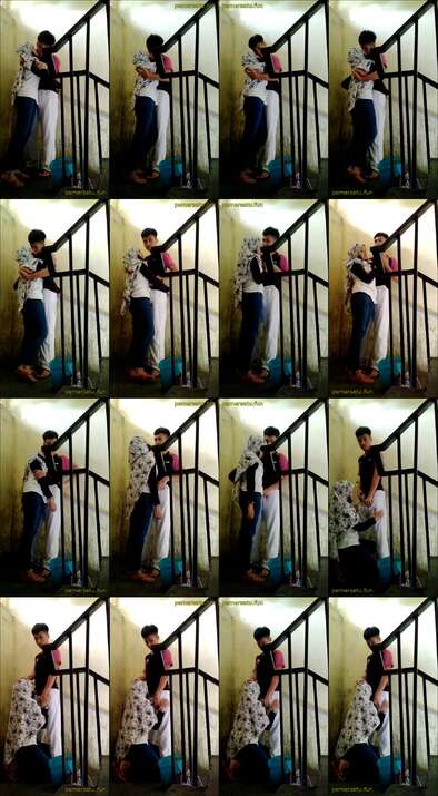 hijab nyepong di tangga - Jilbab