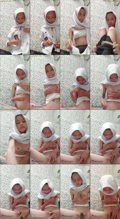 dede nia jilbab sange colmek di kamar mandi (8)