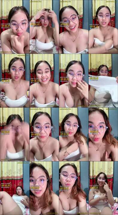 cantik kacamata telanjang putih mulus