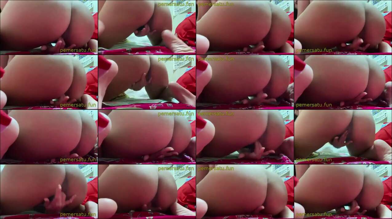 cantik berkacamata memeknya enak (8)