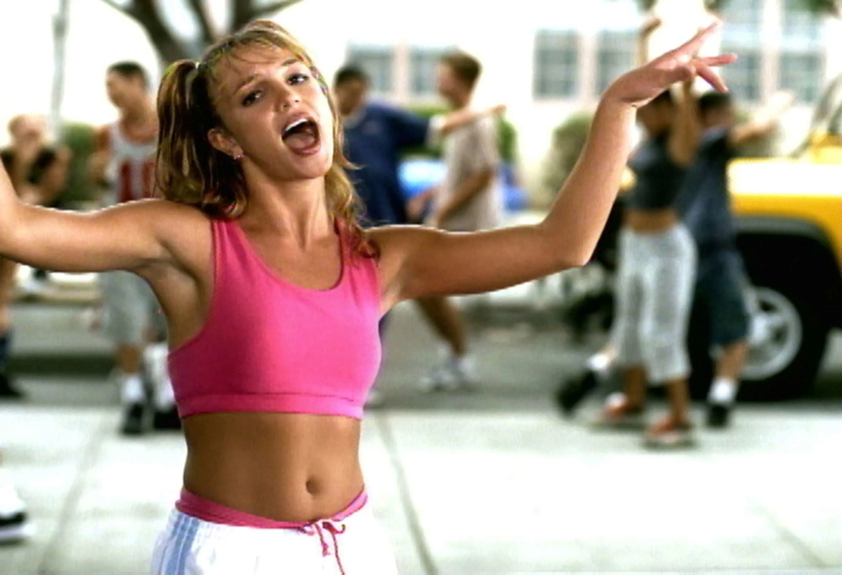 Britney Spears 90S Baby One More Time - Reflecting On Music Race 20 Years After Baby One More Time