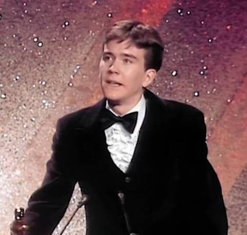 Jack lemmon and mary tyler moore present timothy hutton the oscar for supporting actor for ordinary people at the 53rd academy awards. Weird Things Academy Award Winning Actors Have Done With