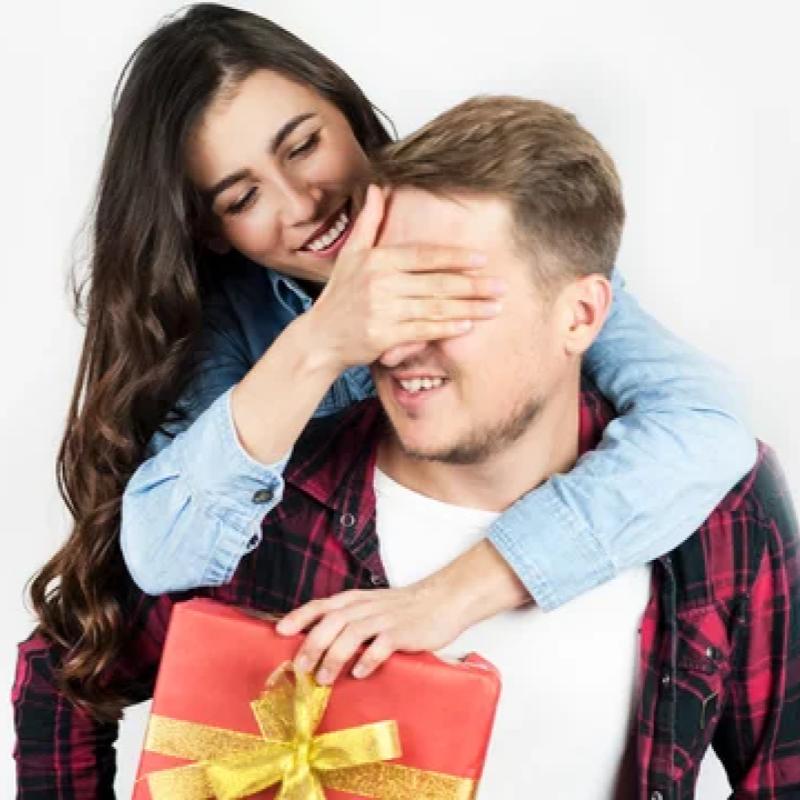 Top 20 best valentine’s day gifts for him in malaysia 2024