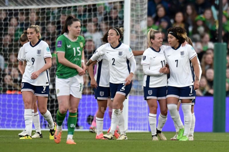 Ireland Vs England Lionesses Get First Euro 2025 Qualifying Win - Premium Vintage Photo Gallery - Mobile