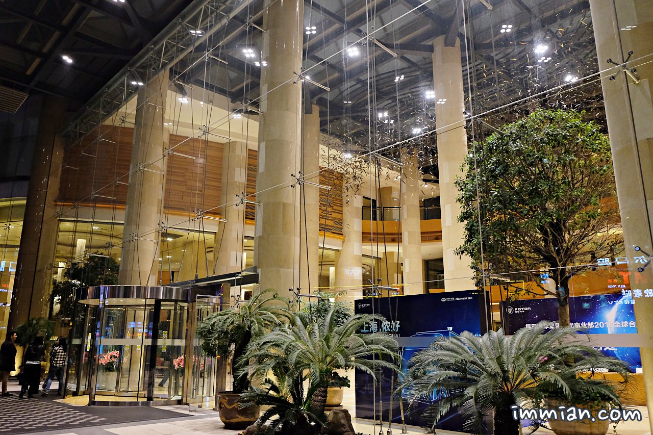 中國上海住宿，浦東喜來登由由大酒店，舒適豪華的住宿經驗