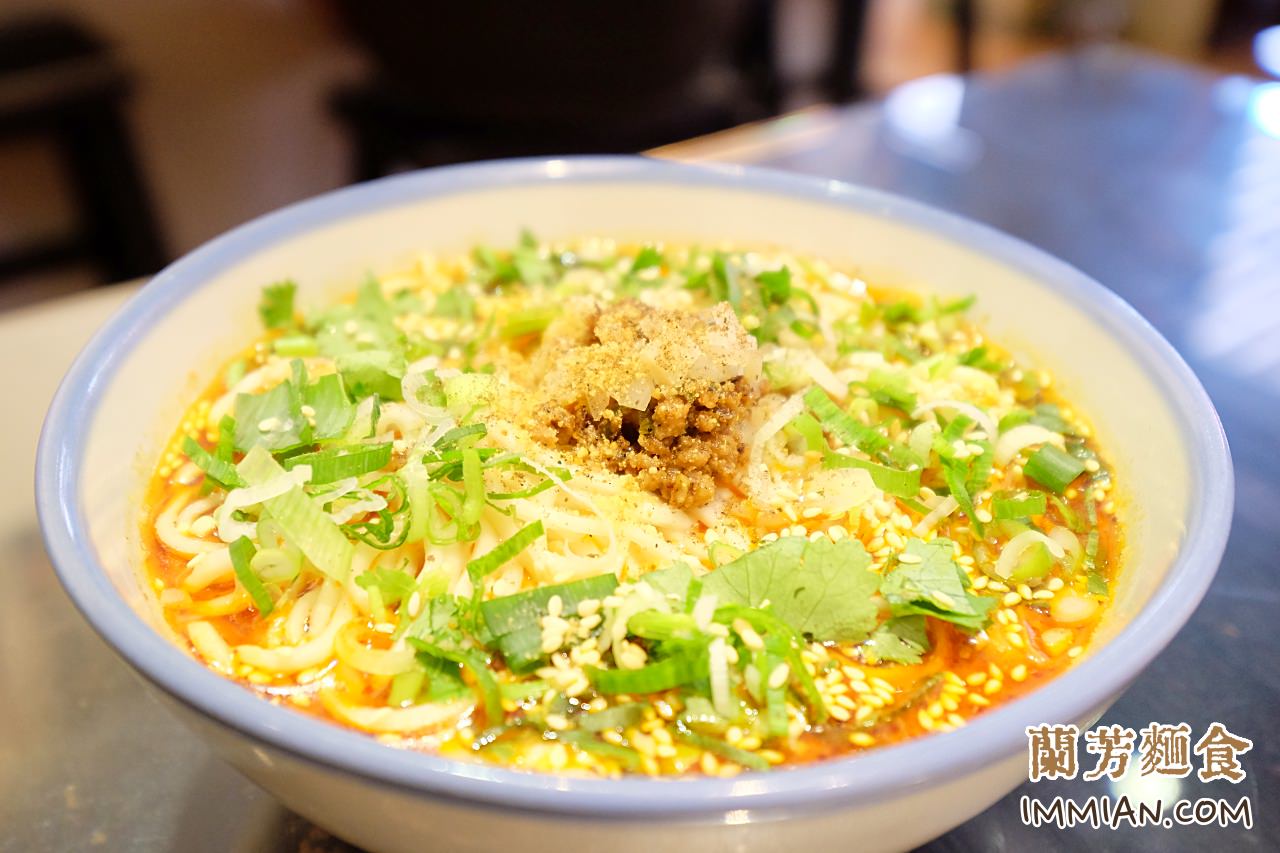 蘭芳麵食館，遼寧夜市，麵條很厲害的眷村味小吃