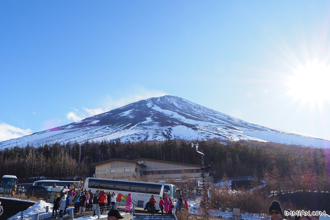 富士山五合目，最適合初冬的 12 月景點，一次看見雪地、富士山