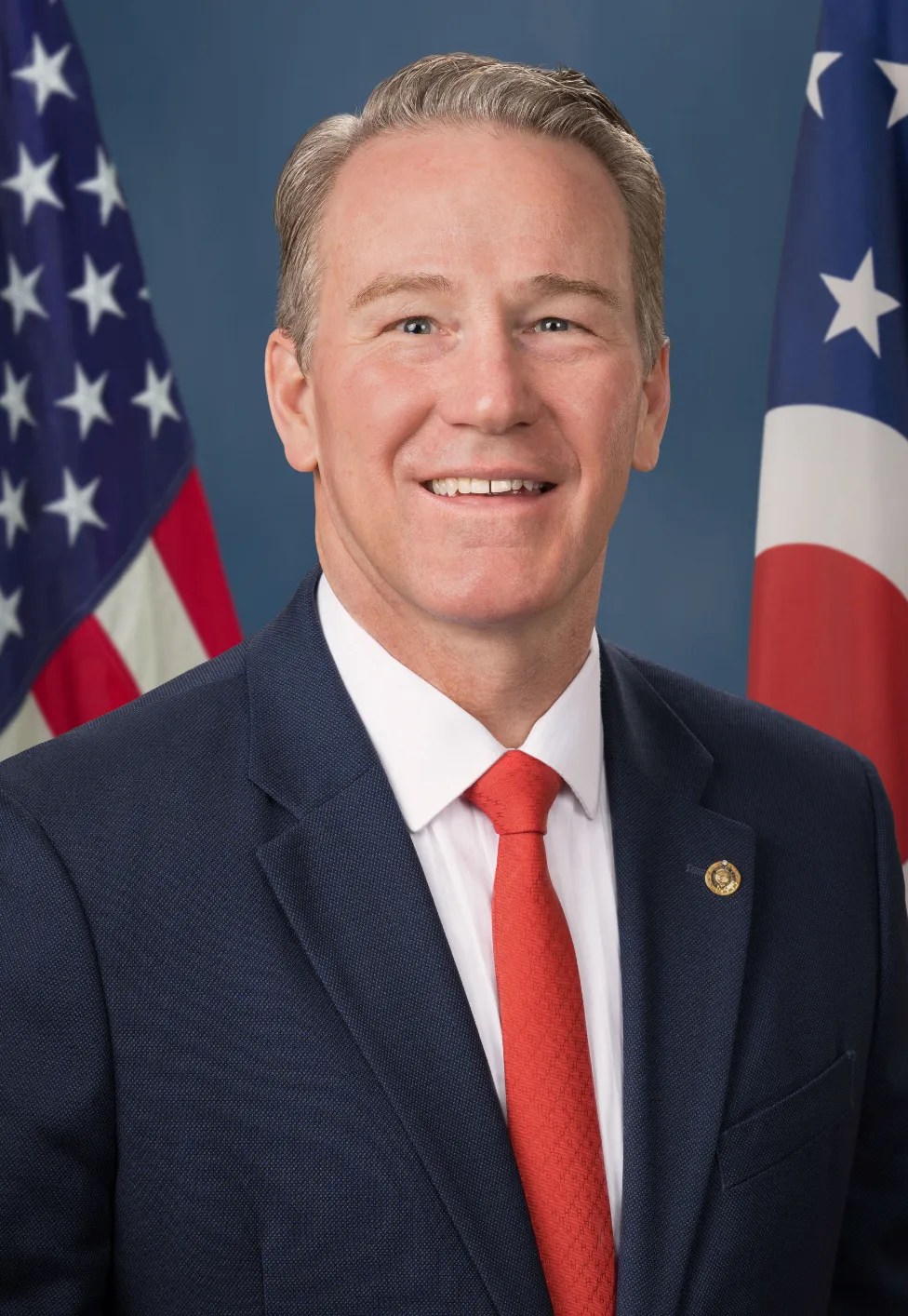 Official portrait of U.S. Sen. Jon Husted, Republican of Ohio