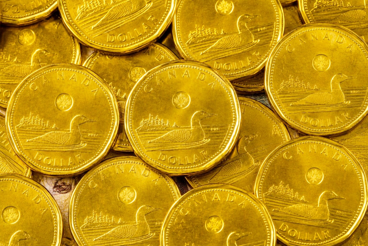 New Minimum Wage In 5 Canadian Provinces Coming In October 2026