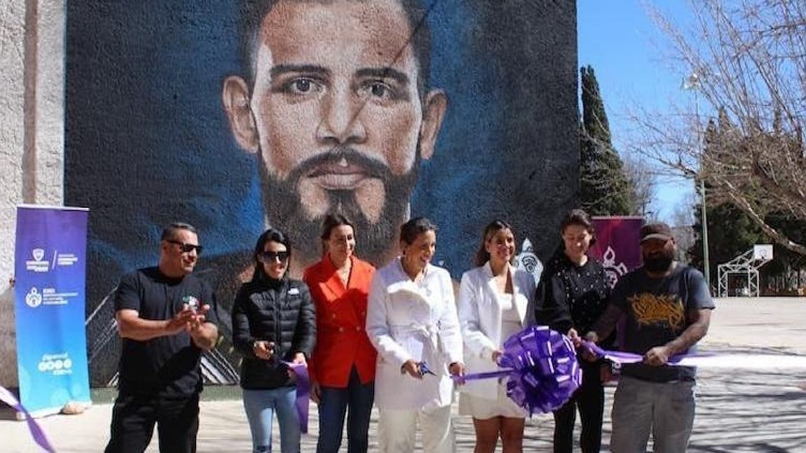 Presume “La Pantera Rodríguez” mural en Juárez