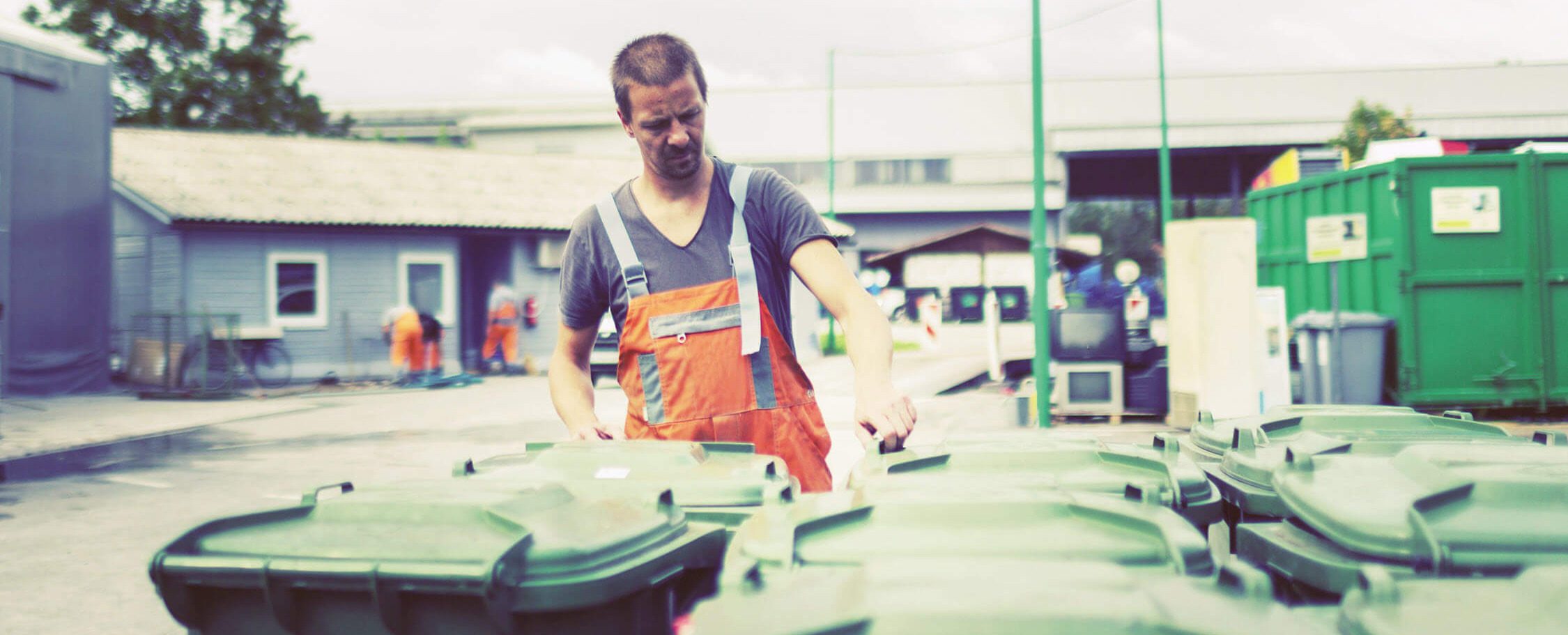 What are the Different Plastic Recycling Codes? (Examples &#038; Disposal)