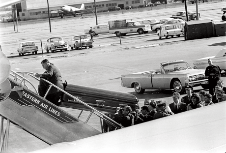 empty_JFK_casket-0