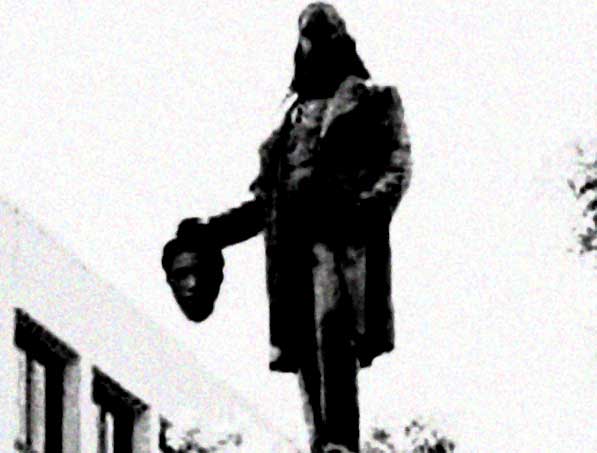 PIKE-Staue-grain-effect