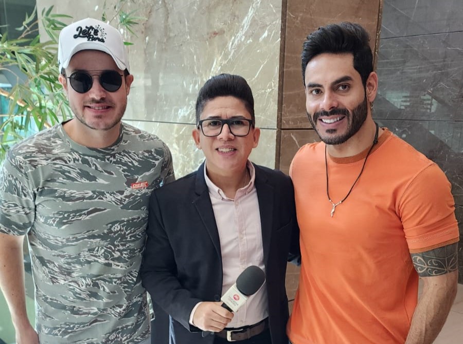 ALDAIR DOS SANTOS ENTREVISTA a dupla Israel e Rodolfo em Uberlândia