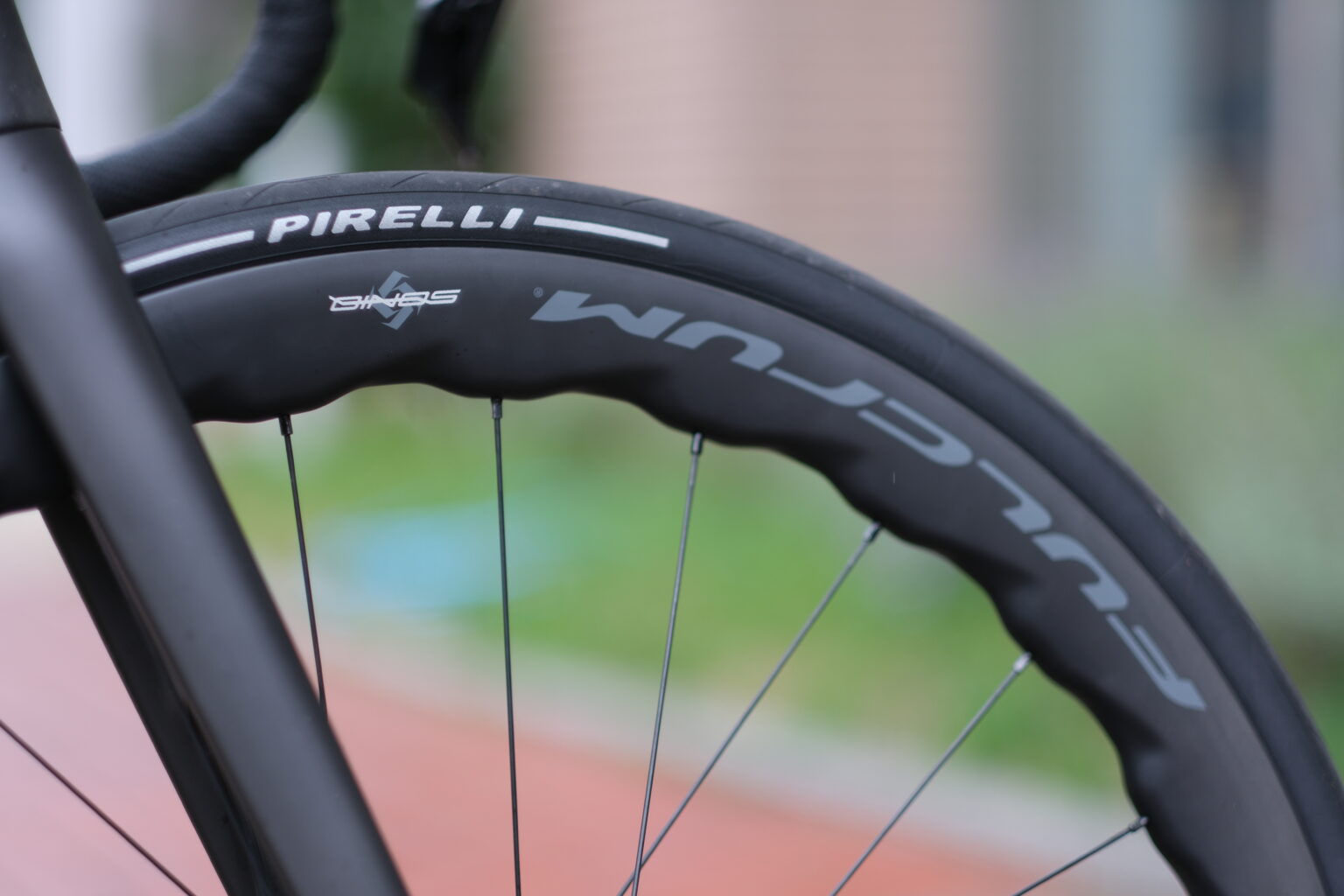 FULCRUM 新型ホイール”SONIQ”を試乗 - impress cycle works