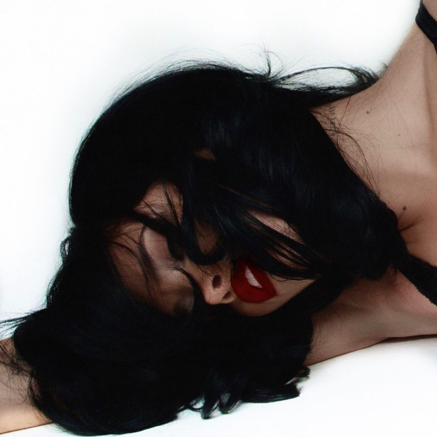 Nessa Barrett, Entertainment News, Singer, Songwriter, Pop Music, Pop Artist, Warner Records