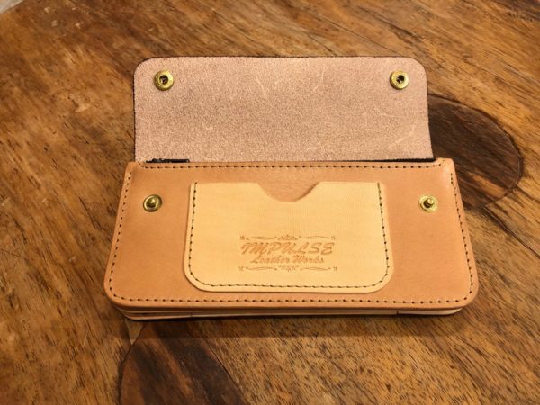 使いやすいトラッカーウォレット | インパルスレザーワークス