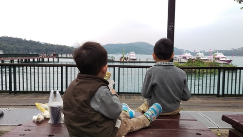 imag4447_25219406354_o.jpg - 環島第二天日月潭車埕