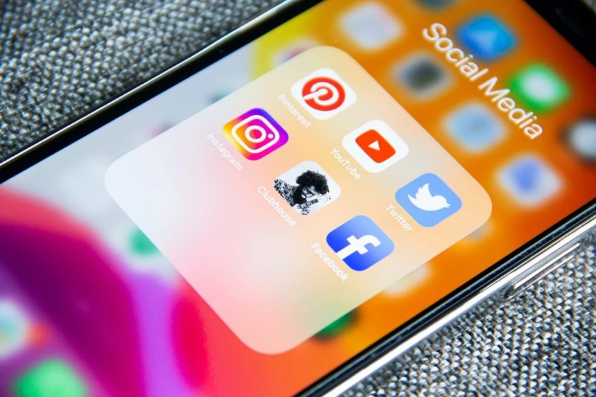 Beware: Social Media Influencers Lie | by Robert Pacilio | Age of Awareness | Sep, 2023