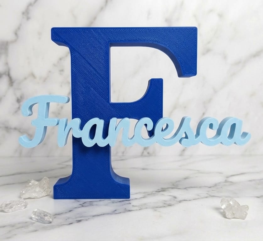 Iniziale con nome in 3D