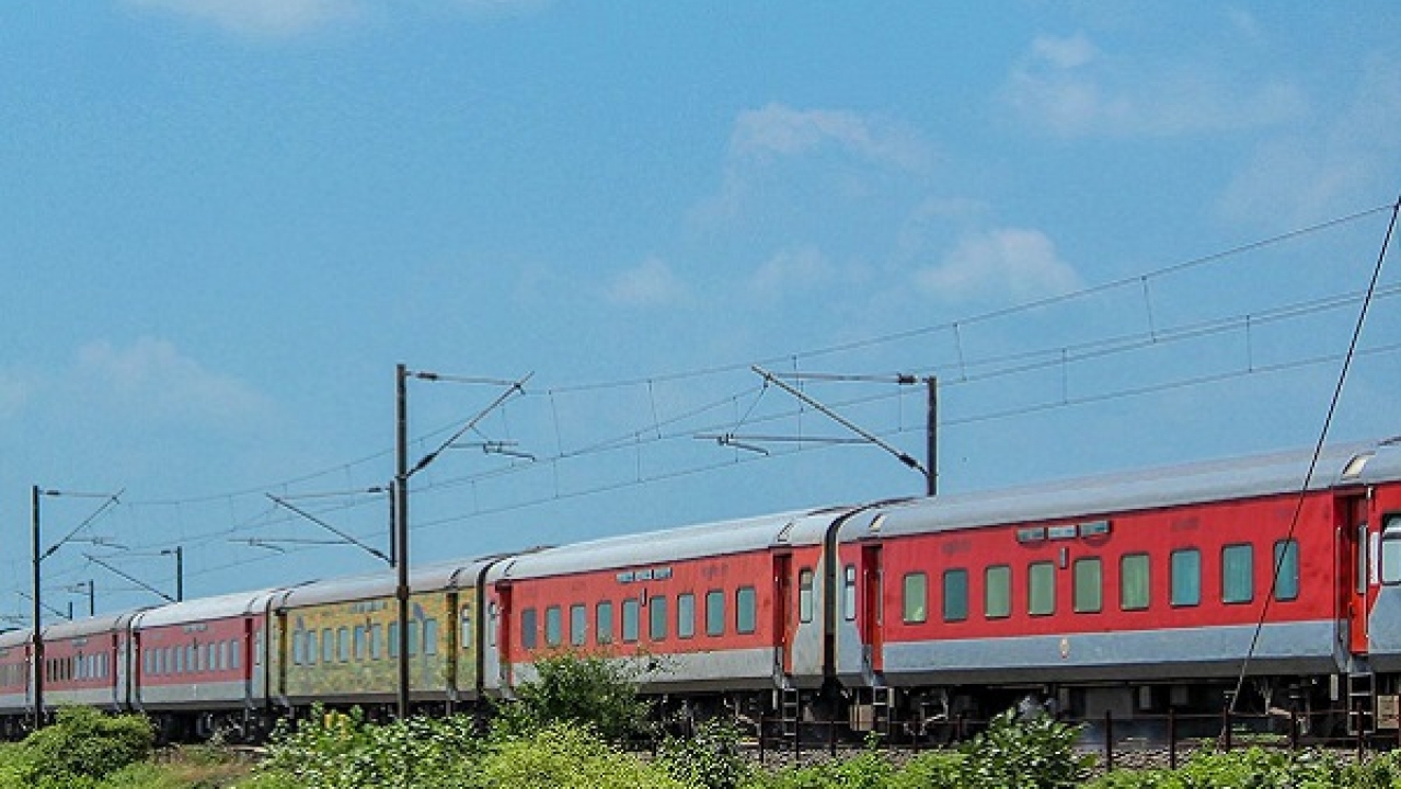 Modern Coach Factory Creates Record Rolls Out 554 Lhb Coaches In First Four Months Of Fy20 India Infra Hub