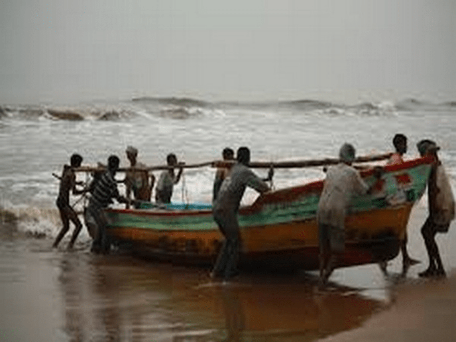 High waves alert