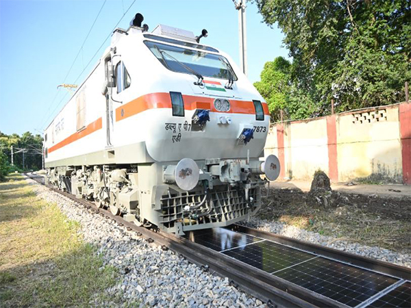 Indian Railways commisions first removable solar panel system between tracks