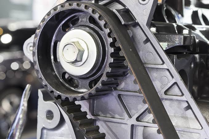 Lepaskan baut dari pemasangan atas pompa power steering. Indobeltraco Cara Pemeriksaan Timing Chain
