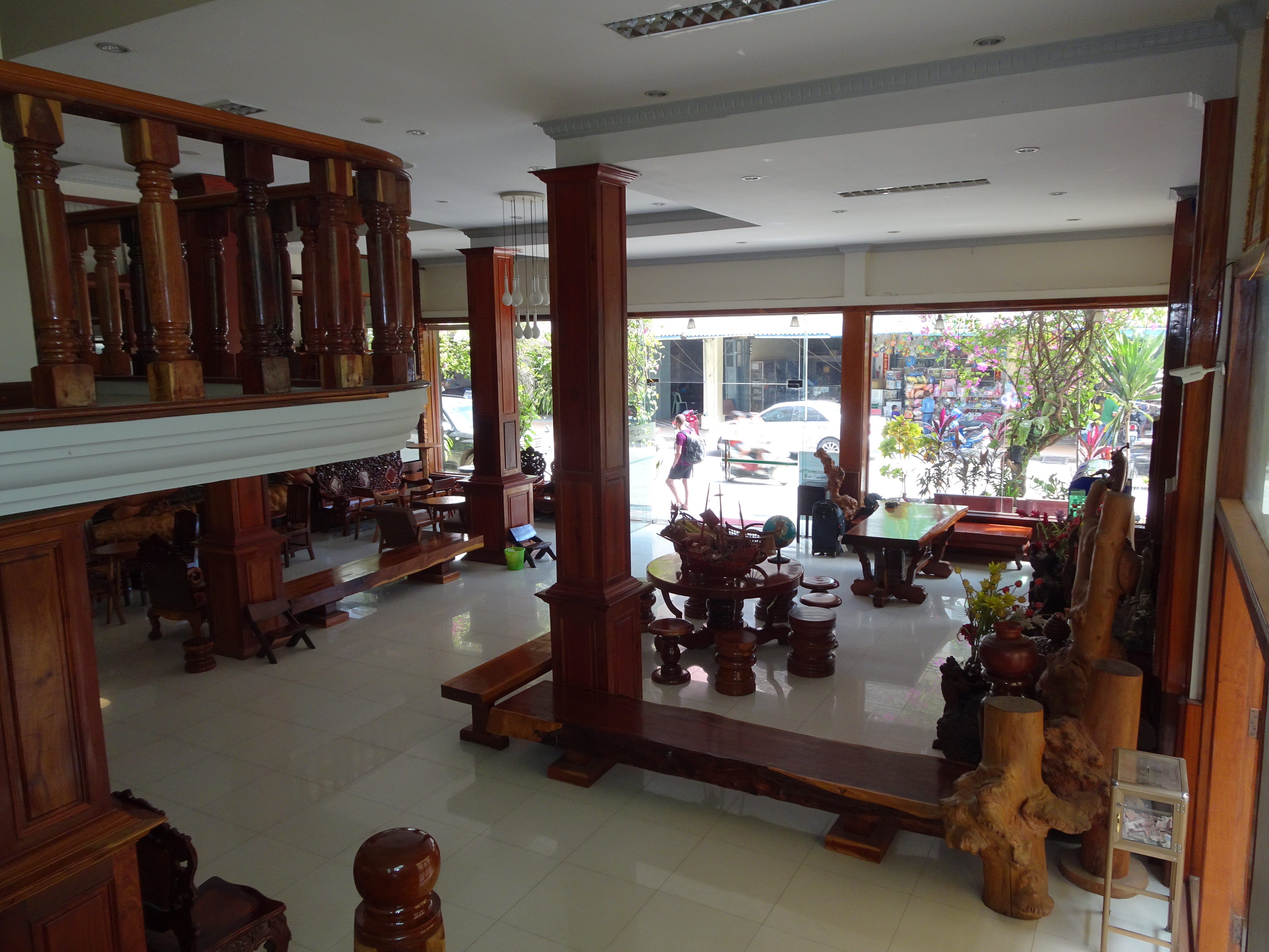 Seng Hout lobby