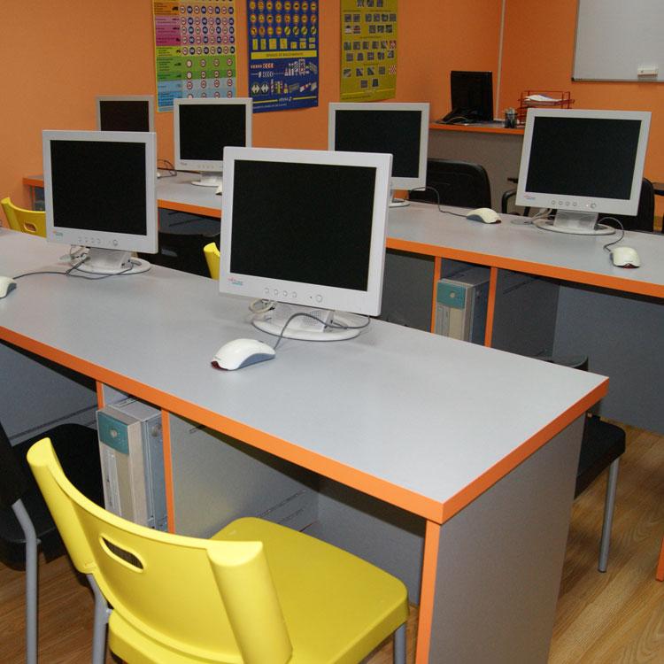 Indoormobel autoescuela