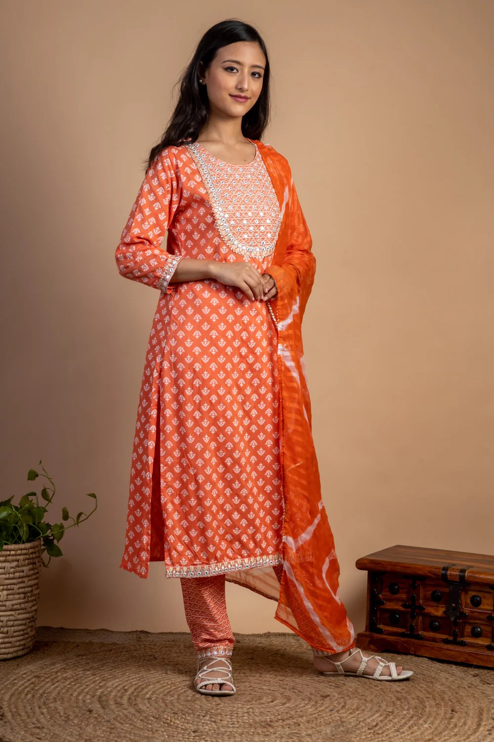 Cotton Kurti And Pant With Chiffon Dupatta