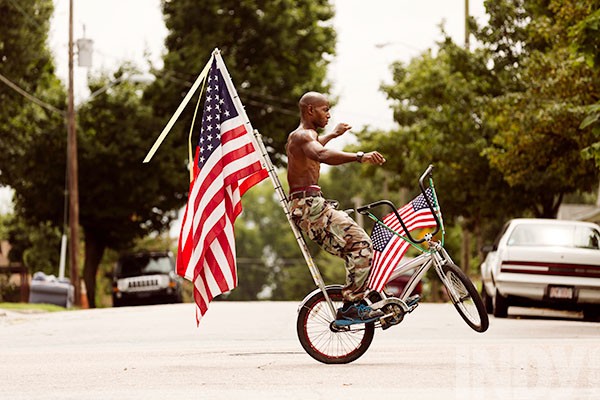 The No Hand King waits for his chance to pop a wheelie to California