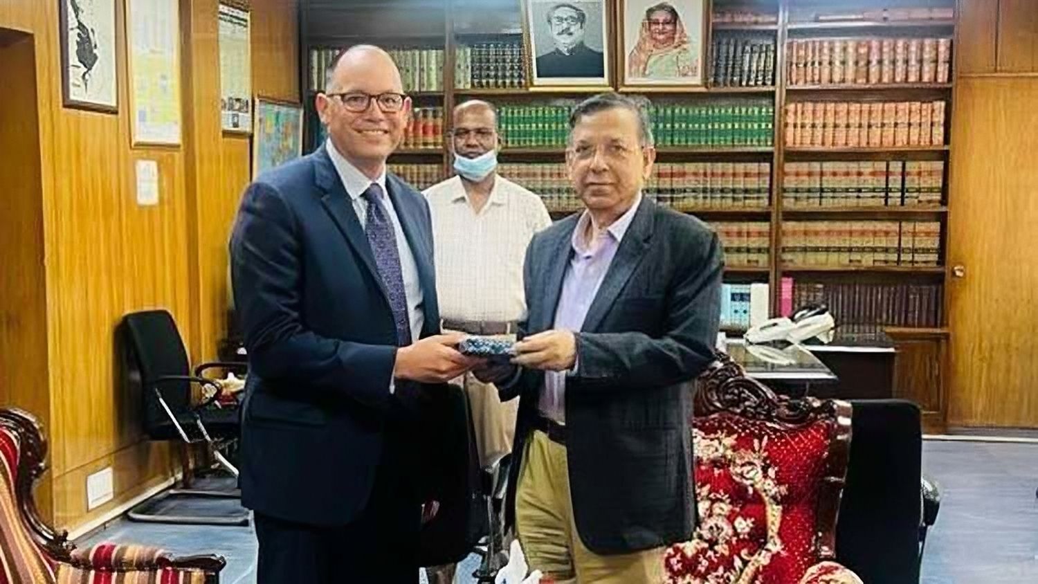 ডিজিটাল নিরাপত্তা আইন সংশোধনের প্রতীক্ষায় যুক্তরাষ্ট্র