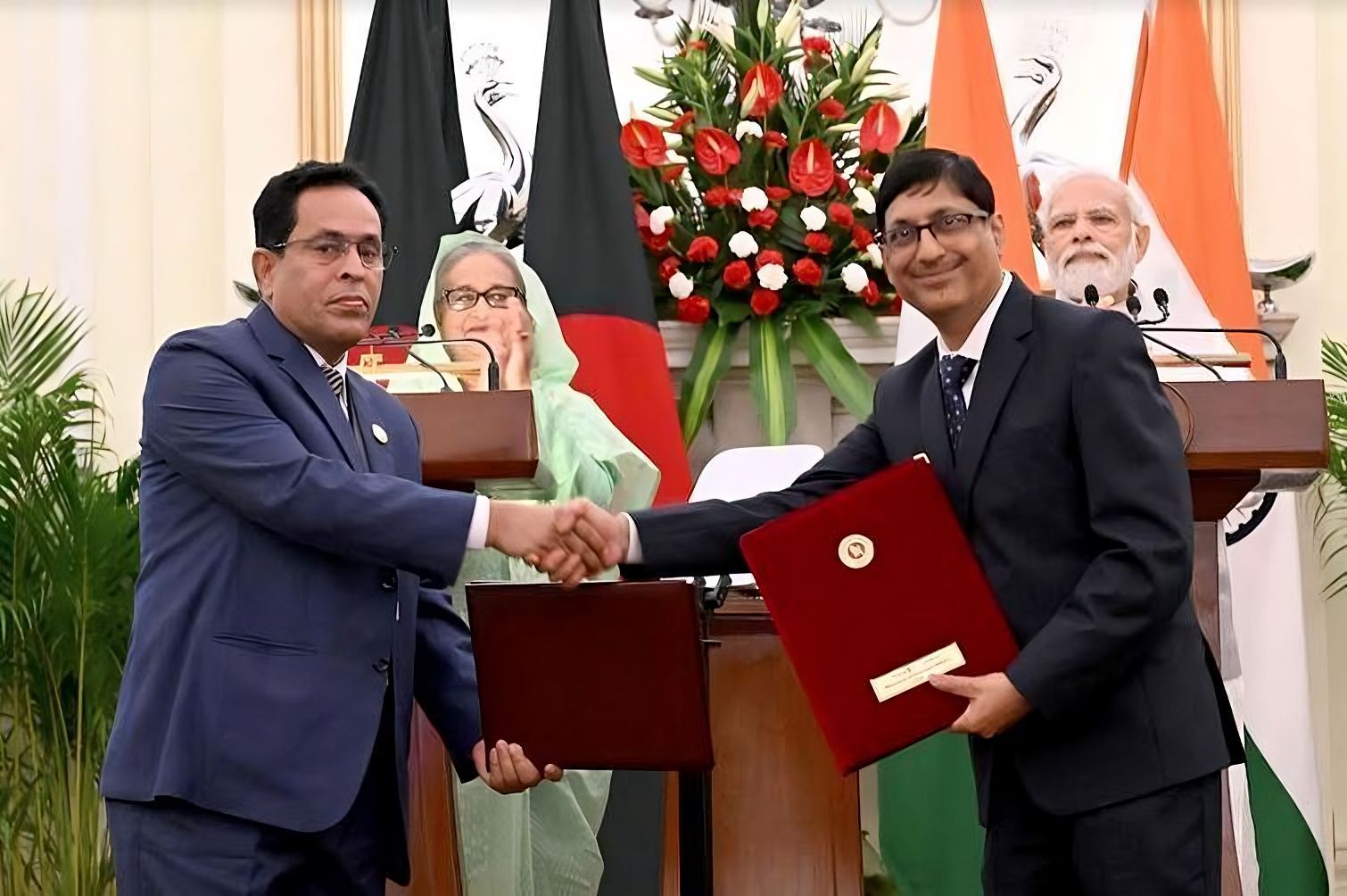 ঢাকা ও নয়াদিল্লী