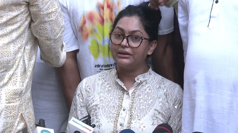 ভেবেছিলাম ডিপজল ভাইয়ের বিপক্ষে খুব বেশি হলে ৫০টা ভোট পাবো : নিপুণ